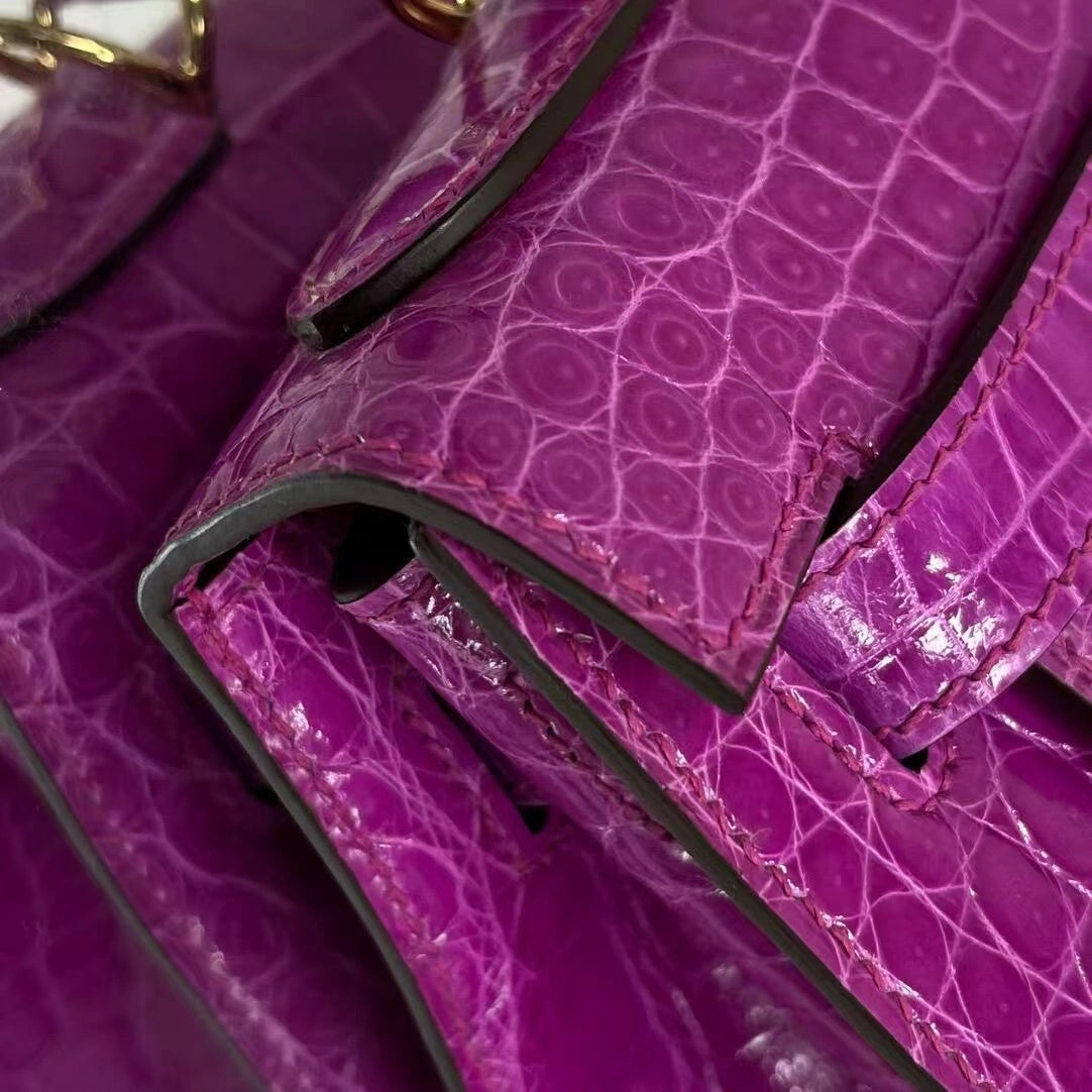 KL-Size25-Made by hand with Nile crocodile (skin)
