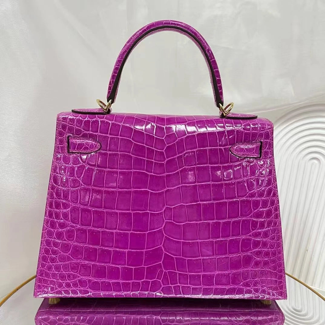 KL-Size25-Made by hand with Nile crocodile (skin)