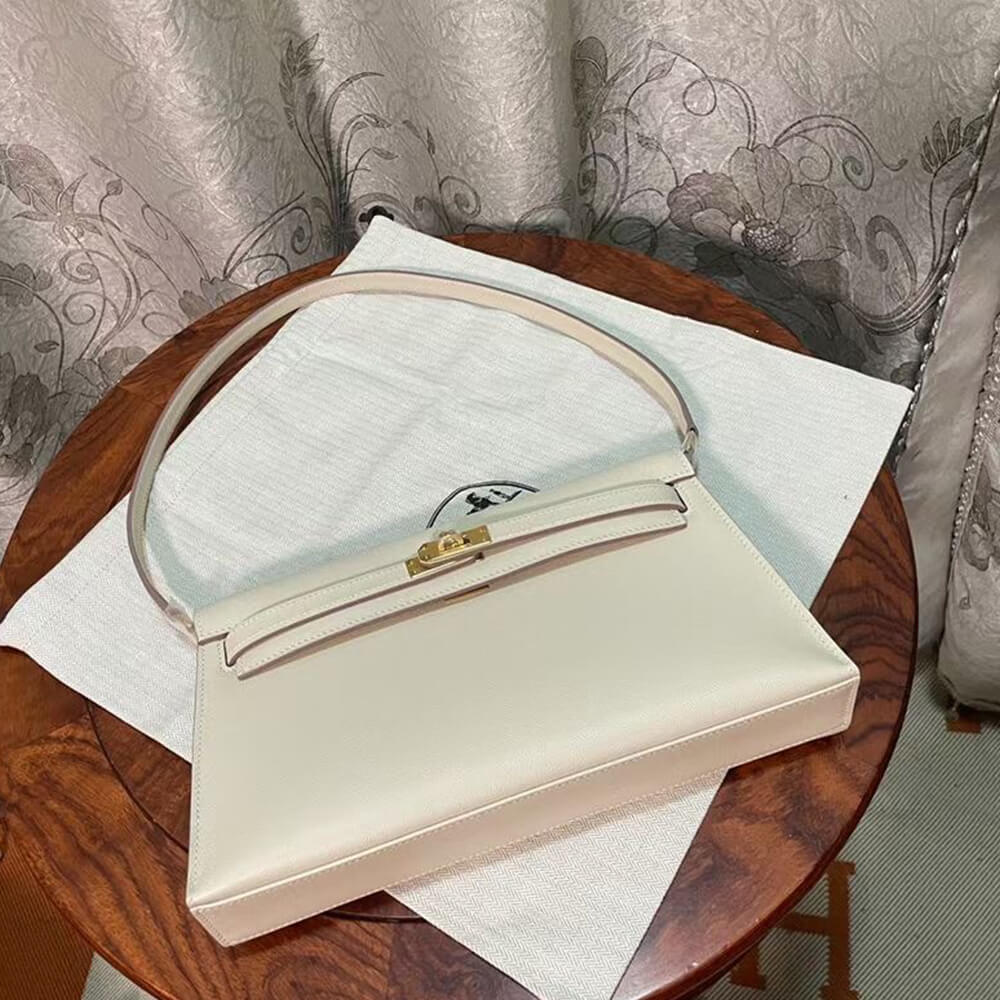 Hermes Kelly Elan – Cream White with Gold Hardware