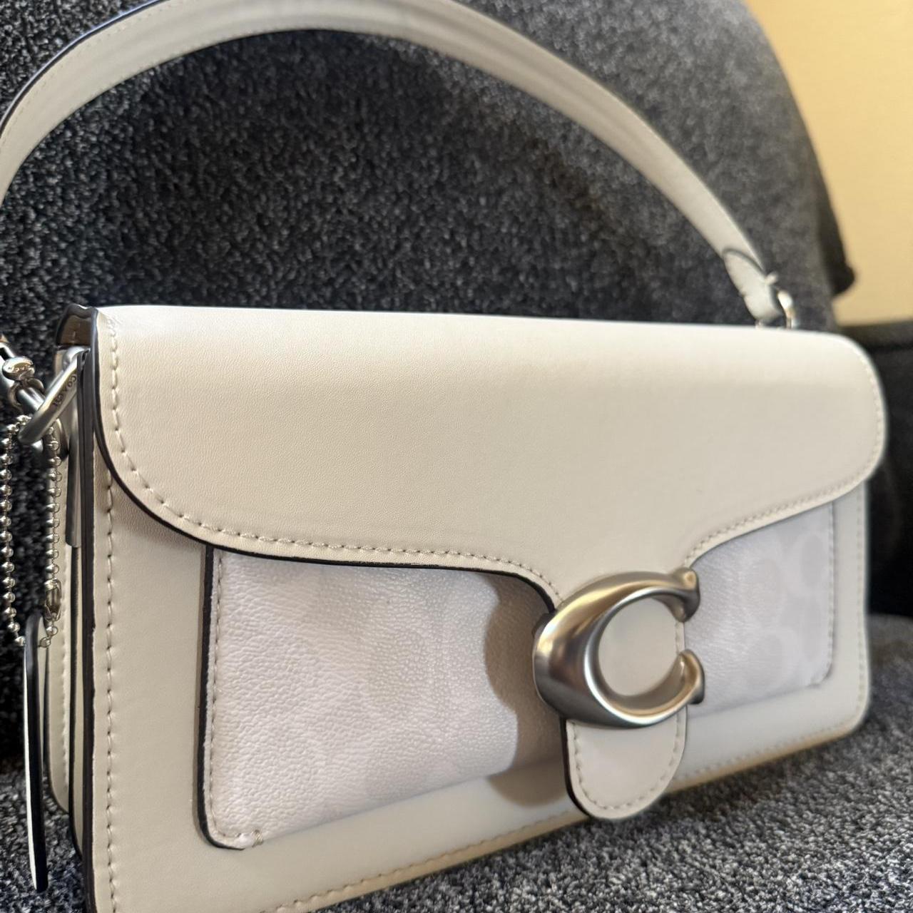 Tabby shoulder bag with signature canvas