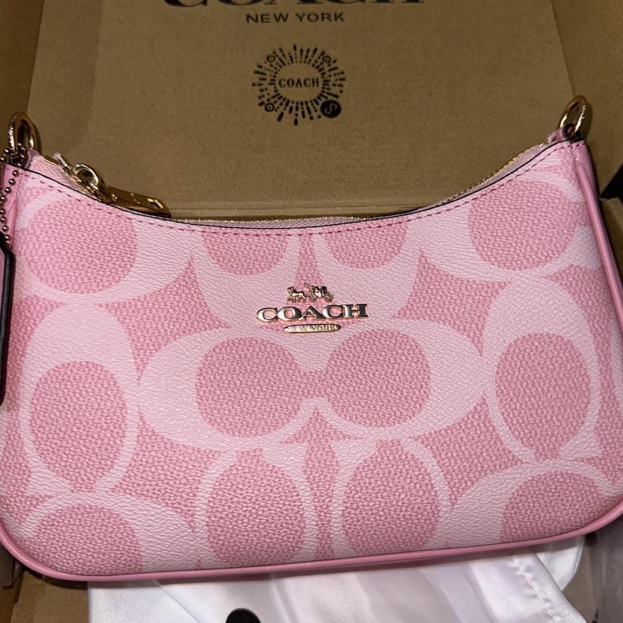 Coach Teri Shoulder Bag In Signature Canvas