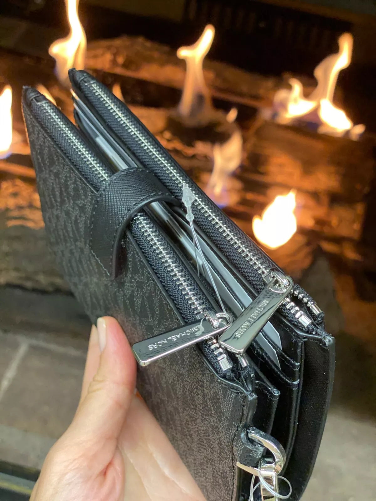 Jet Set Travel Double Zip Wristlet — Black