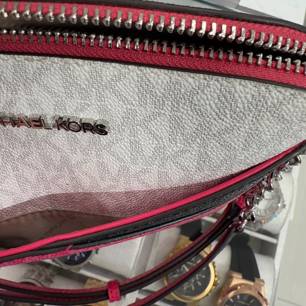 Jet Set Travel Medium Dome Crossbody — Dragonfruit