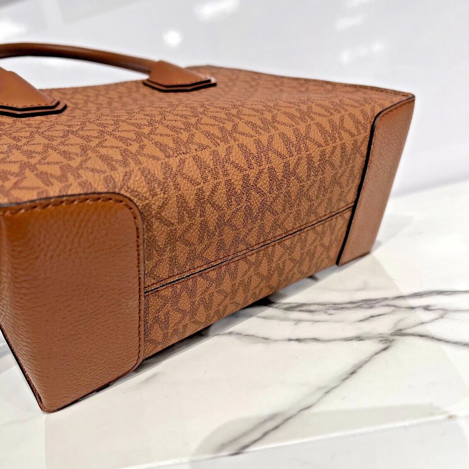 Mercer Medium Messenger Crossbody — Multiple Colors