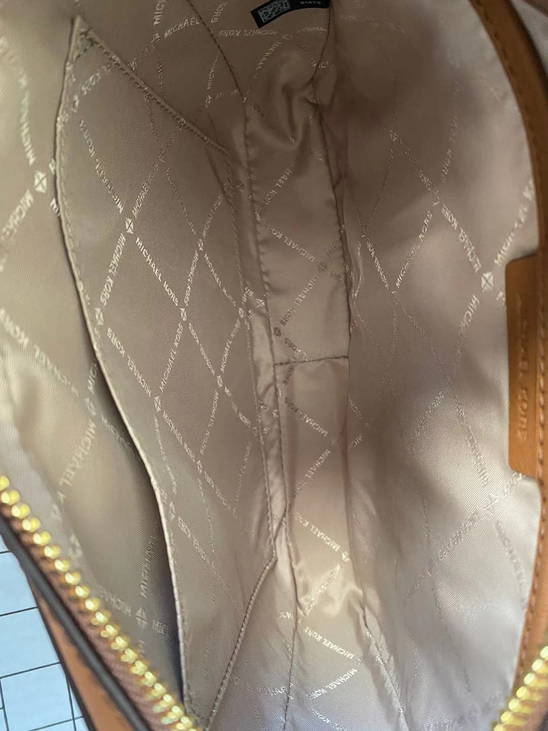 Michael Kors Jet Set Large East West Crossbody Signature Leather Bag Handbag