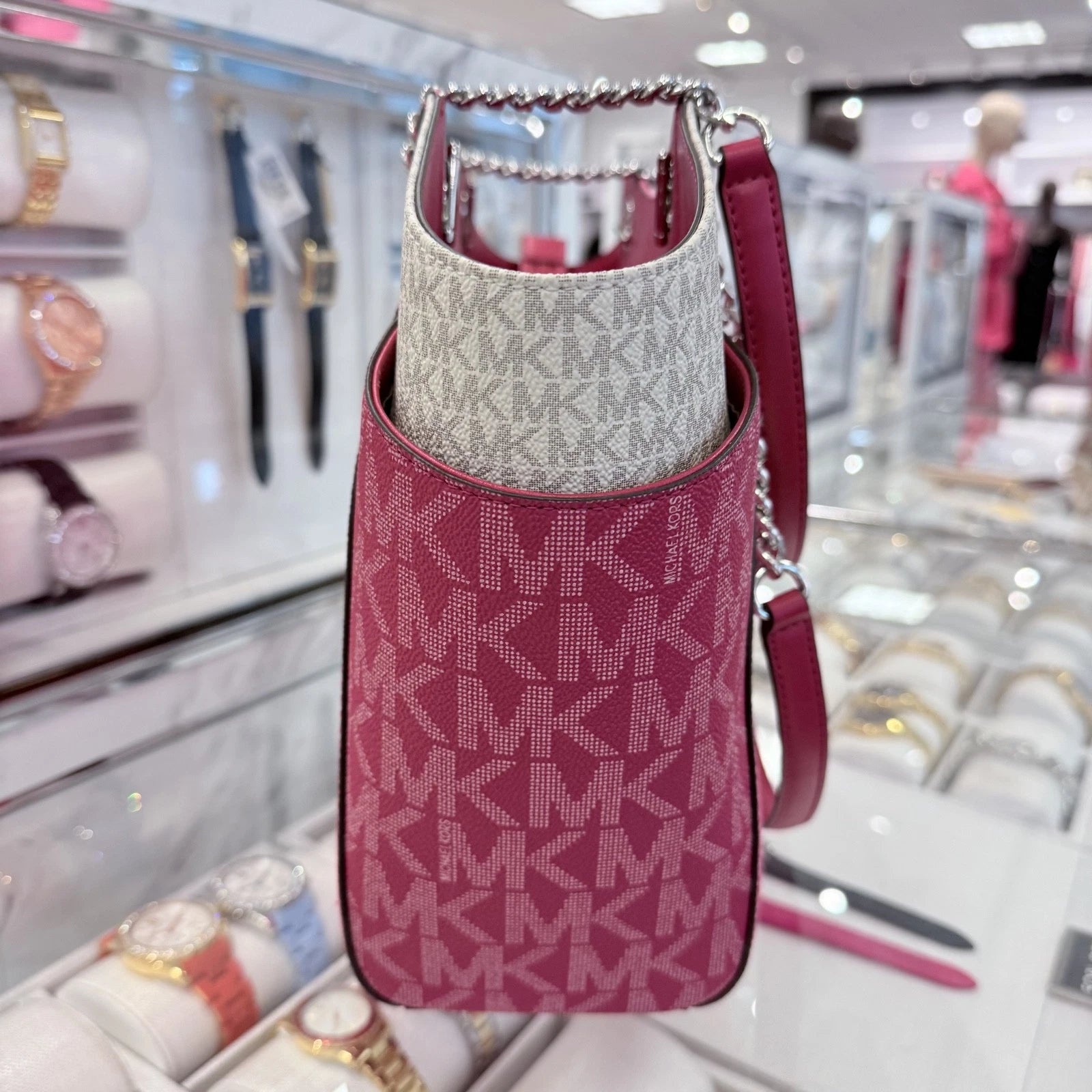Jet Set Travel Large Chain Tote — Dark Raspberry