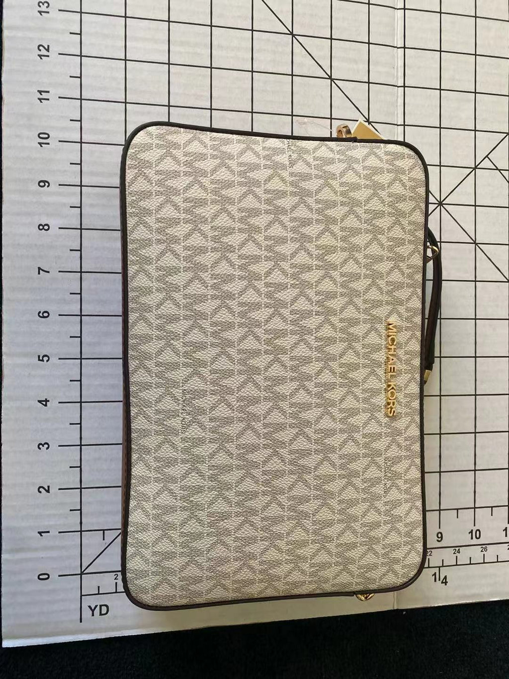 Michael Kors Jet Set Large East West Crossbody Signature Leather Bag Handbag