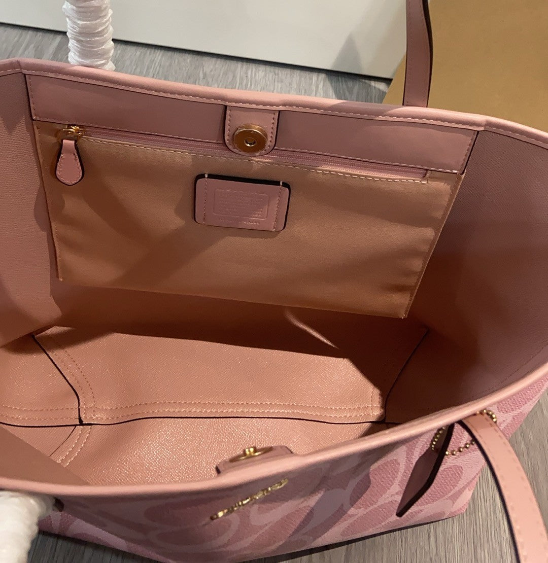 City Tote Bag Signature Canvas Powder Pink CAL49 Outlet NEW