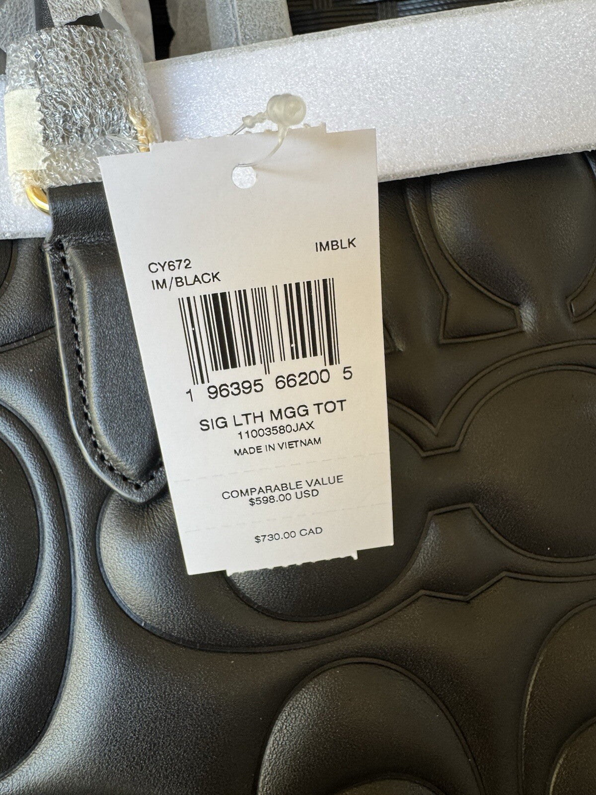 NWT Coach Maggie Tote Bag In Blocked Signature Leather CY672 New