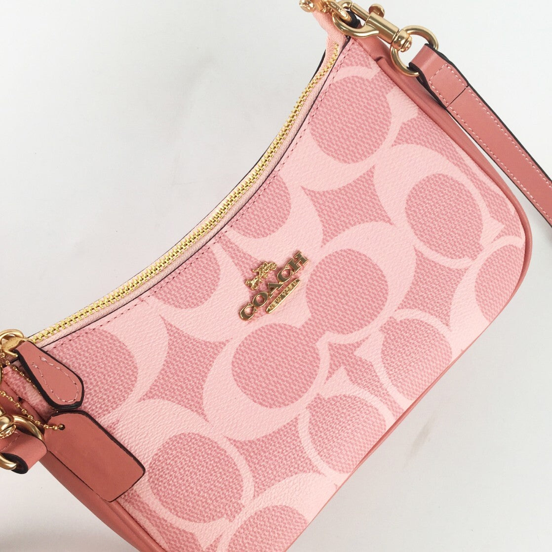 COACH Teri Shoulder Bag in Signature Canvas Pink CAL51 outlet New JPN