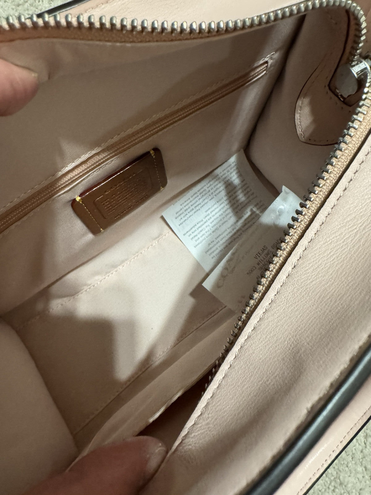 NWT Coach Maggie Small Tote Bag In Signature Leather CY670
