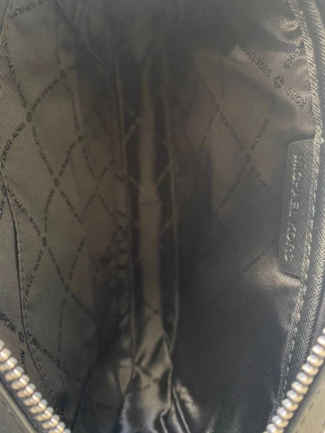 Michael Kors Jet Set Large East West Crossbody Signature Leather Bag Handbag