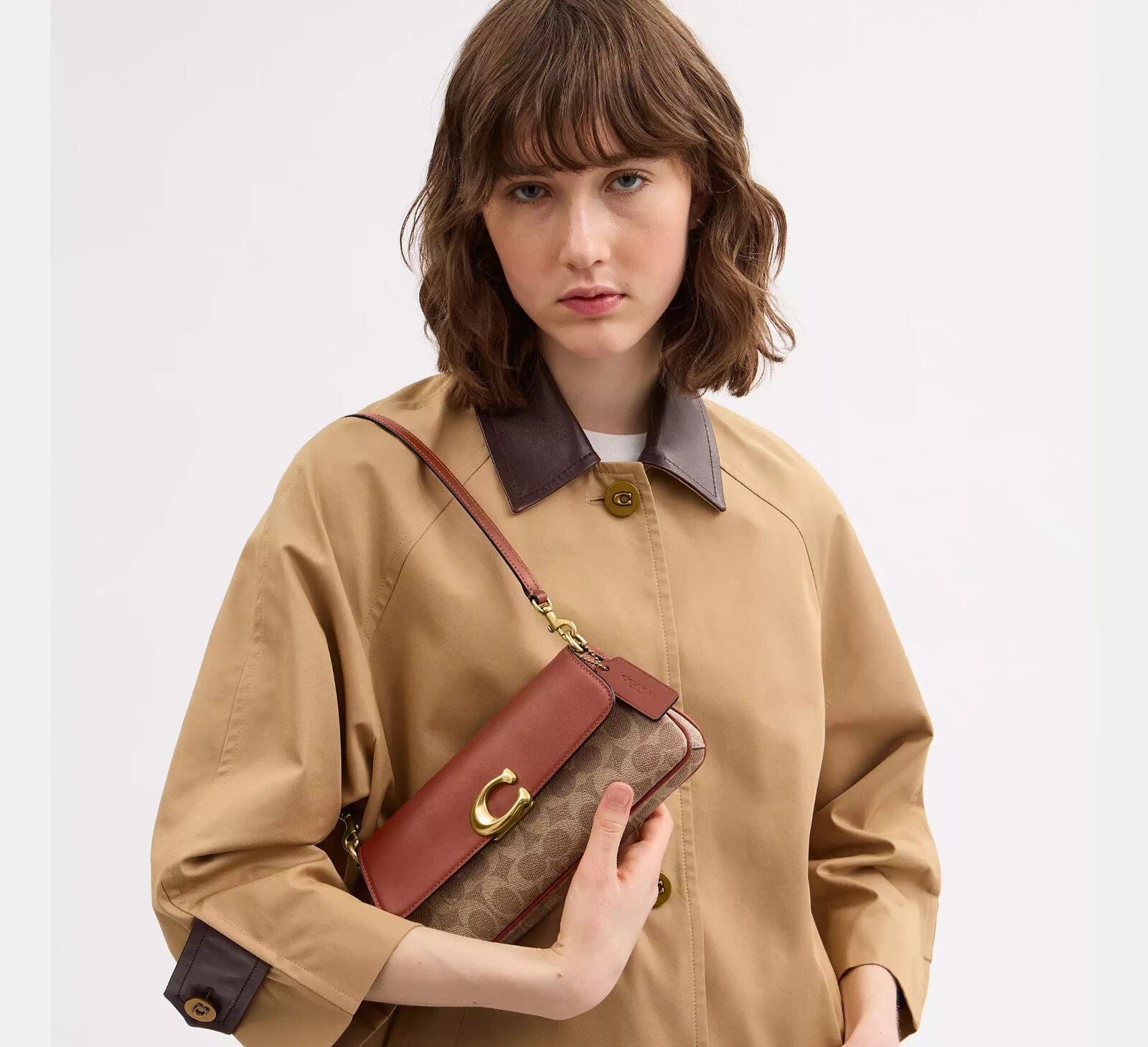 COACH Jet Shoulder Bag In Signature Canvas Tan Caramel CBA83 Outlet NEW