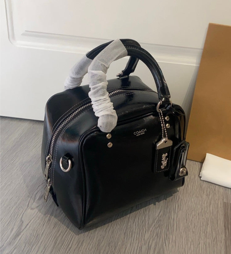 COACH Cube Rogue Bag 20 Shoulder Bag Black CBH04 Outlet NEW