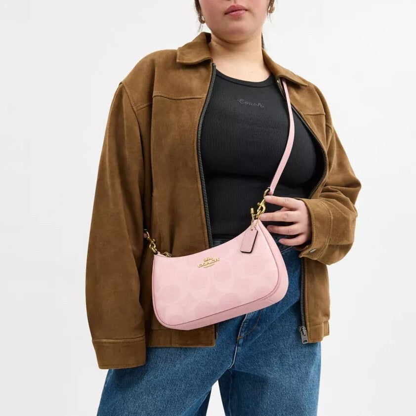 COACH Teri Shoulder Bag in Signature Canvas Pink CAL51 outlet New JPN