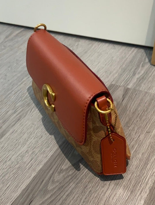 COACH Jet Shoulder Bag In Signature Canvas Tan Caramel CBA83 Outlet NEW