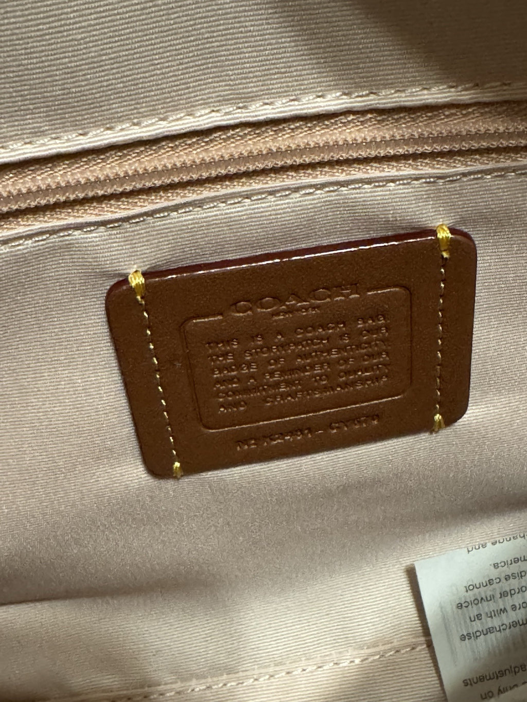 NWT Coach Maggie Small Tote Bag In Signature Leather CY670